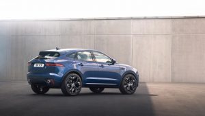 JAGUAR RENUEVA EL E-PACE CON EL NUEVO R-DYNAMIC BLACK Y TECNOLOGÍA AVANZADA  - CARWAGEN