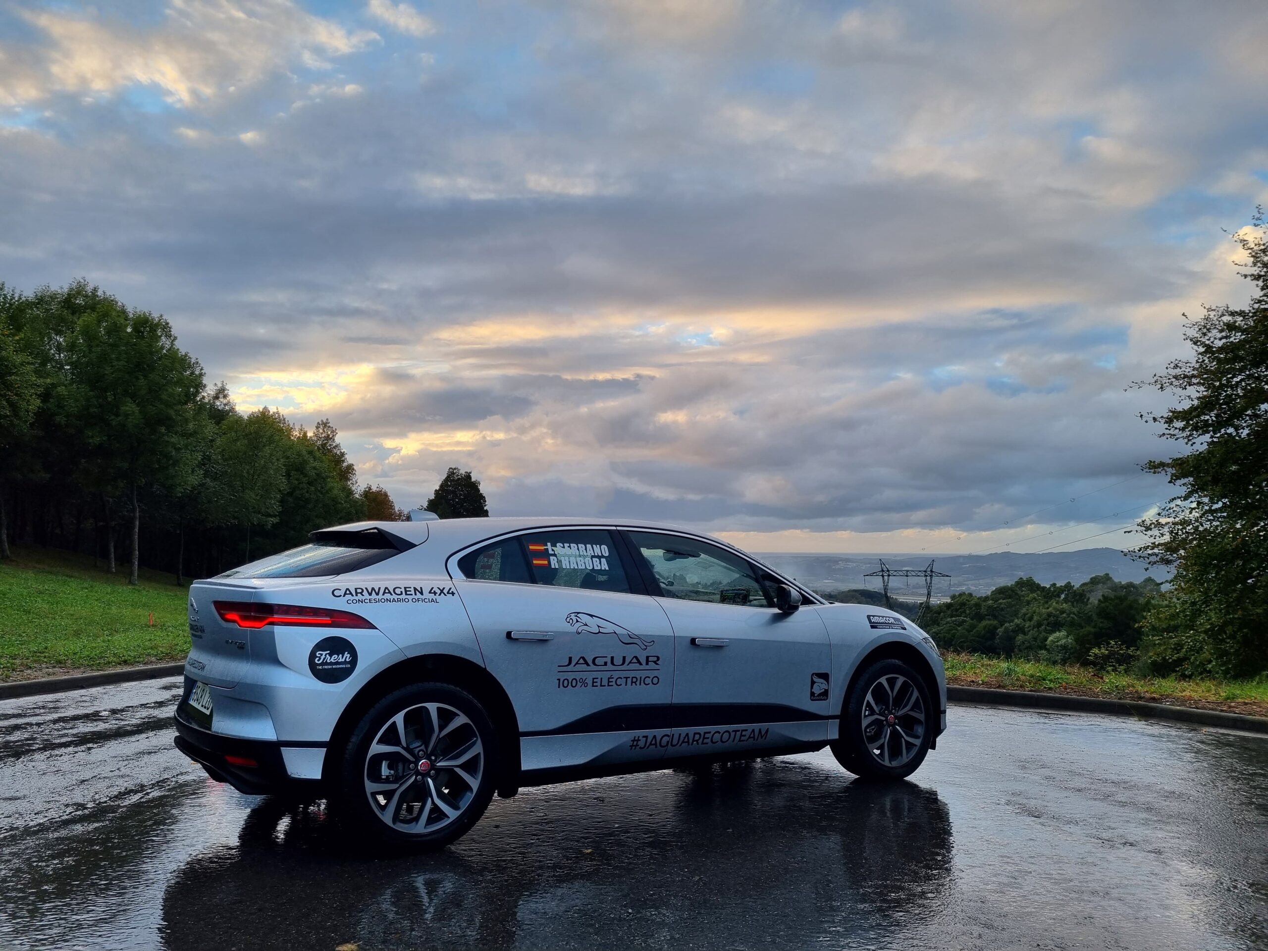 EL JAGUAR I-PACE HA DISPUTADO LA PENÚLTIMA CITA DEL CAMPEONATO DE ESPAÑA DE ENERGÍAS ALTERNATIVAS 2022: EL ECO RALLYE BILBAO PETRONOR